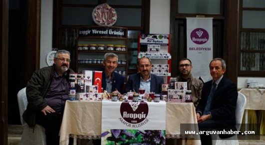 ARAPKİRE MOR REYHAN İÇİN KURUTMA TESİSİ KURULUYOR