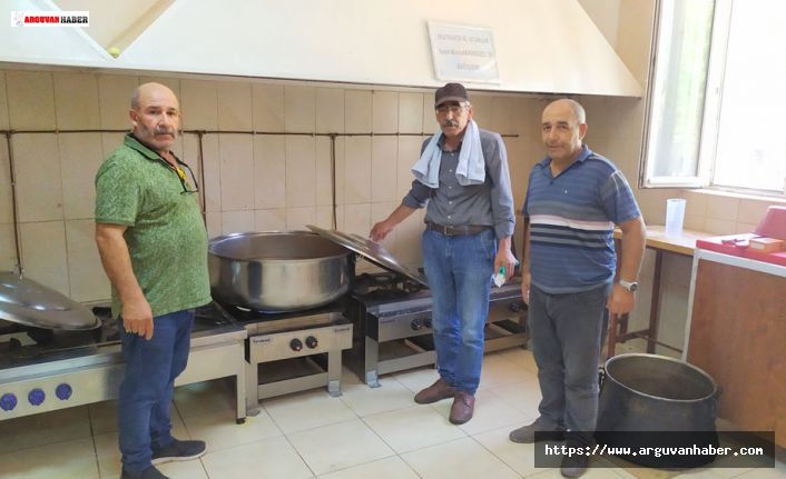 ARGUVAN ABDAL MUSA DERNEĞİNDE AŞURE VE LOKMA ETKİNLİĞİ DÜZENLENDİ
