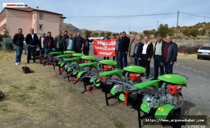 ATMALILAR KOOPERATİFİ ATMA KÖYLERİNE 10 ÇAPA MOTORU TESLİM ETTİ