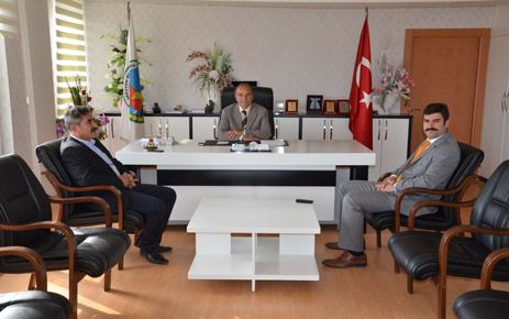 ARGUVAN KAYMAKAMI BELEDİYE BAŞKANINI ZİYARET ETTİ 
