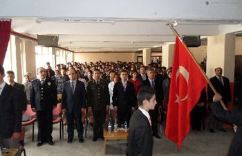 ARGUVANDA ÇANAKKALE ŞEHİTLERİ ANILDI 