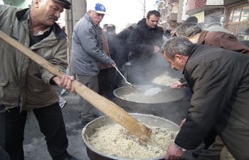 HAÇOVA DERNEĞİNİN ABDAL MUSA BİRLİK LOKMASI YAPILDI. PAŞAKÖŞKÜNDE ALEVİLER BİR KÜLTÜR MERKEZİ YAPTIRMAK İSTİYOR 