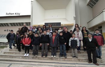   KÜRE (KÜLTÜR REHBERLERİ) ÜYELERİ, KÜLTÜR MİRASINI GEZDİ 