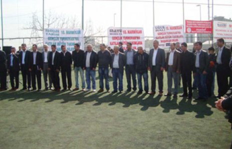 YAZIBAŞI (NARMİKAN) FUTBOL TURNUVASINDA ŞAMPİYON ARGUVAN ASAR TAKIMI OLDU 