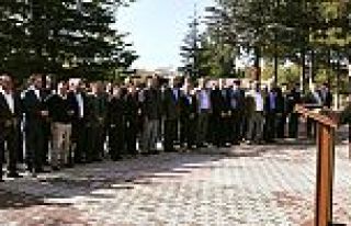 ARGUVAN'DA BİR ACAYİP MUHTARLAR GÜNÜ TÖRENİ...