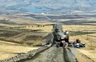MALATYA ARGUVAN ARASINDAKİ KARAYOLUNDA YOL GENİŞLETME...