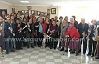 EYMİRDE ANNELER GÜNÜ ETKİNLİĞİ DÜZENLENDİ