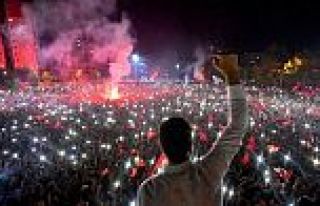 Ekrem İmamoğlu, İstanbul seçimini 800 bine yakın...