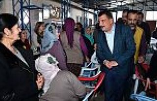 İSAKÖYDE EMEKÇİ KADINLAR GÜNÜ ETKİNLİĞİ...