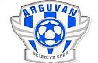 ARGUVAN BELEDİYESPOR BÖLGESEL AMATÖR LİGE YÜKSELDİ