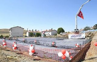 Arguvan'da Kapalı Spor Salonunun Temeli Atıldı