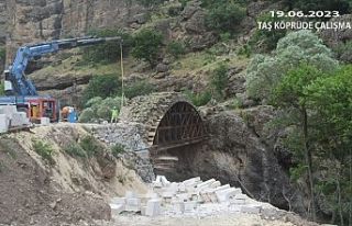 SUCEYİN TAŞ KÖPRÜDE RESTORASYON ÇALIŞMASI YAPILIYOR