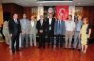 ATAMED; DERNEKLER SİYASET ÜSTÜ KURUMLAR OLMASI...