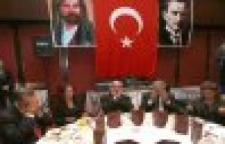 İZZETTİN DOĞAN AKP'NİN ÇALIŞTAYLARLA ALEVİLİĞİ...
