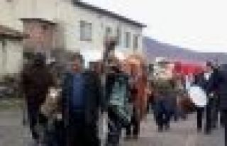 KIZIK KÖYÜNDE ABDAL MUSA VE KIŞ YARISI ETKİNLİĞİ...