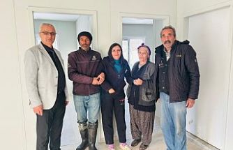 ARGUVAN BELEDİYE BAŞKANI ERSOY EREN FERİDEYİ EVİNE KAVUŞTURDU